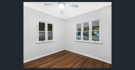 4 Bedroom Character Home with North Toowoomba Convenience **Break Lease - $620/week until end of current lease 03/2/26 then $630/week for 12 months** - Photo 5