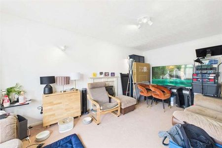 Maple Close, Winnersh, Berkshire, RG41 - Photo 2