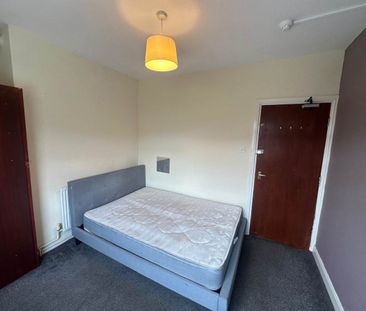 Haddon Avenue (Room 3), Burley, Leeds - Photo 5