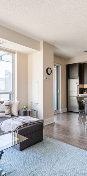 Luxury 1BR Condo - King Bed - Stunning City Views! - Can be rented from November 1, 2023 to March 1, 2024 - Photo 1