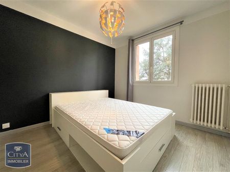Location Appartement 3 pièces 71m² MONTAUBAN 82000 - Photo 4