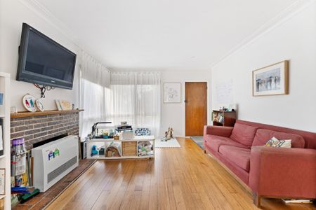 Township Charm - Photo 3