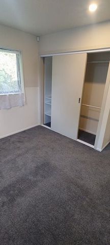 Modern 2BR Townhouse in Cockle Bay - Photo 5