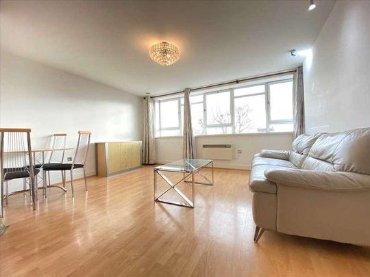 Mercury House, Heathcroft, Ealing, W5 - Photo 1