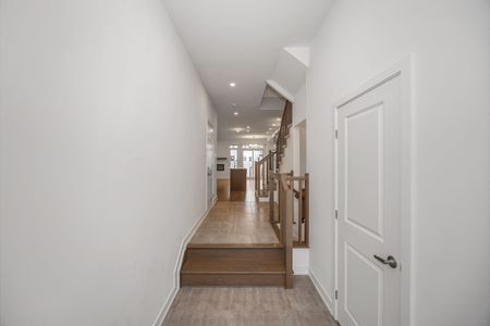 For Lease - 4007 Jockvale Road, Barrhaven, Ontario - Photo 2