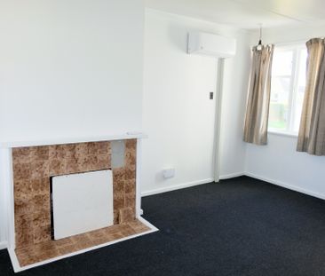 BEDSIT UNIT - Photo 5