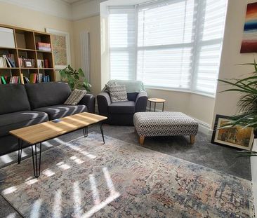 1 bedroom in a house share to rent - Photo 5