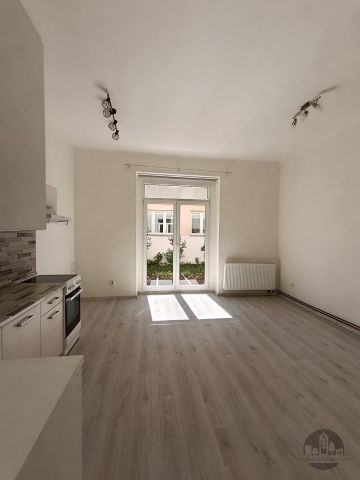 Apartment for rent, 2+kk - 1 bedroom, 51m - Fotografie 2