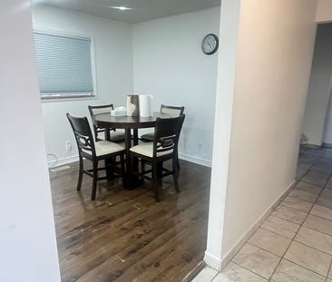 For Lease - 14 Mcgraw Avenue Unit# 2nd Floor, Brampton, Ontario - Photo 5