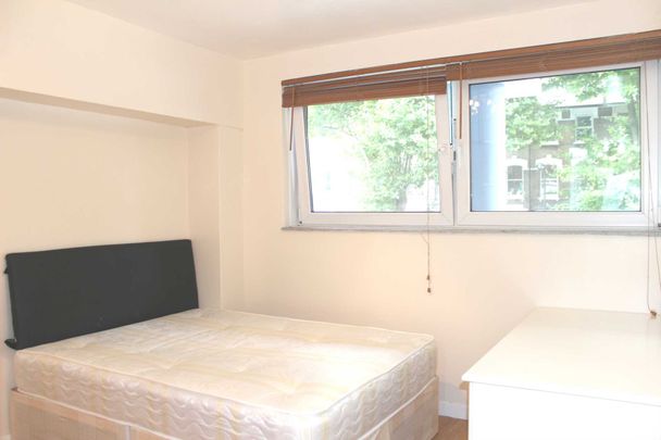 Guide Price £2,200 pcm - Available 15/11/2025 - Unfurnished - Photo 1