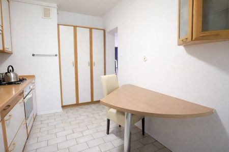 Mieszkanie w spółdzielni dziennikarzy 52.73 m² - Photo 5