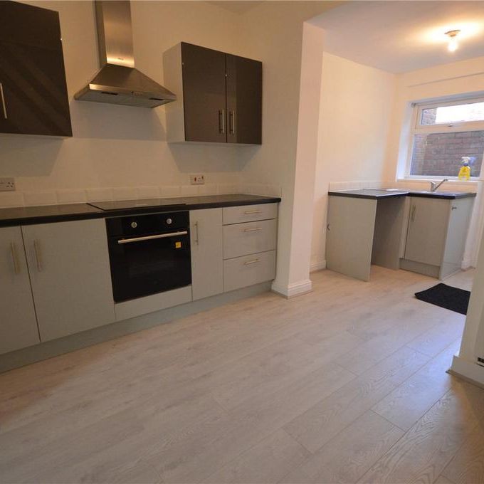 2 bedroom house to rent - Photo 1