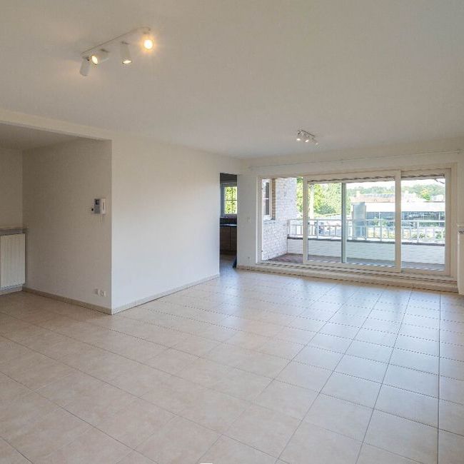 Appartement te huur in Varsenare voor € 1.090 met 2 slaapkamers - Photo 1