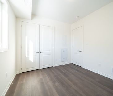 For Lease - 54 Debois Street Unit# #2nd Flr, Kawartha Lakes, Ontario - Photo 5