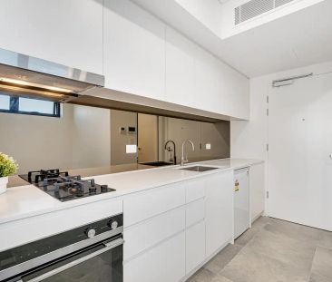 18/465-467 President Avenue, Kirrawee NSW 2232 - Photo 2