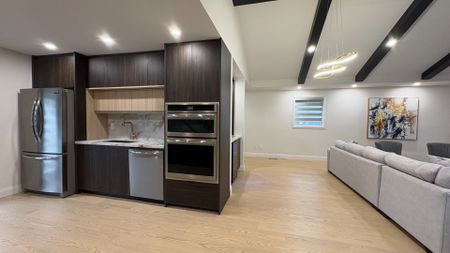 For Lease - 107 Campbell Crescent, Blue Mountains, Ontario - Photo 3