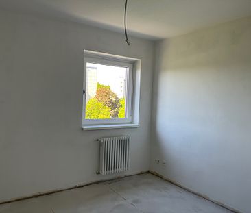 Top modernisierte Wohnung mit Aufzug im Haus - Photo 1