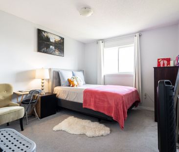 For Lease - 2136 Galloway Street Unit# Upper, Innisfil, Ontario - Photo 4