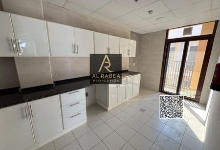 Prime location – second occupant – spacious – easy - Photo 2