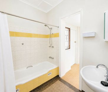 267 Rode Road, Wavell Heights QLD, Belconnen - Photo 5