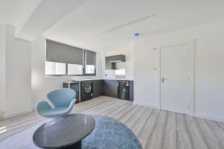 Studio to rent - Photo 5