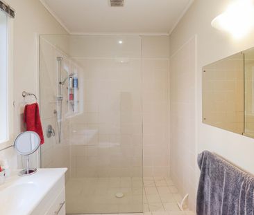 Khandallah Living - Photo 3