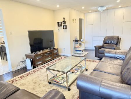For Lease - 963 Lovingston Crescent Unit# Upper, Mississauga, Ontario - Photo 2
