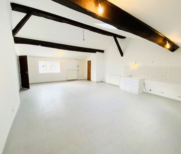 Location Appartement 3 pièces 93m² MACON 71000 - Photo 3