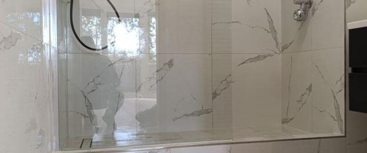 2-Zi KDB & 2 Balkonen, W´tal-Cronenberg, frisch renoviert, ab sof - Foto 1