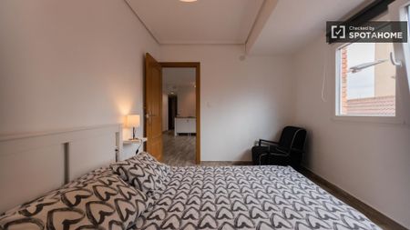 valencia, Valencian Community 46100 - Photo 5