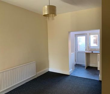 2 bed Terraced - To Let - Photo 2