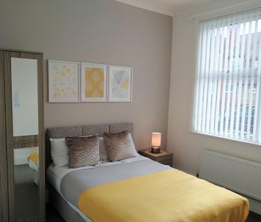 1 bedroom in a house share to rent - Photo 5