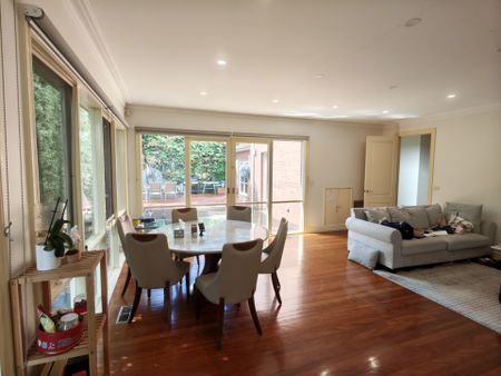 20 Bondfield Avenue, Hawthorn East, VIC 3123 - Photo 2