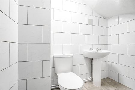 3 bedroom apartment to rent - Photo 3