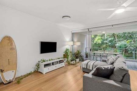 Furnished: Leafy Apartment in Teneriffe - Photo 2