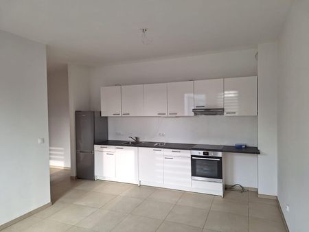 Idealne 3 pokojowe mieszkanie w samym Centrum! - Zdjęcie 3