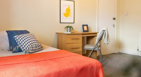 29 Estcourt Avenue, Headingley, Leeds, LS6 3ES - Photo 5