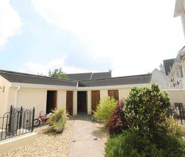 Leslie`s Arch, Old Quarter - Photo 1