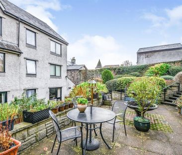 1 bedroom retirement property to rent - Photo 5