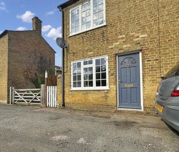 2 bedroom end of terrace house to rent - Photo 6