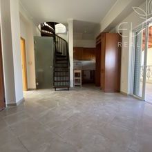 Μεζονέτα για ενοικίαση - Νίκαια, - Photo 1