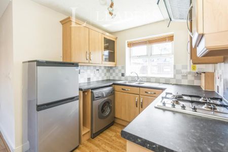 2 bedroom flat to rent - Photo 5