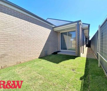 1 BEDROOM GRANNY FLAT - Photo 3
