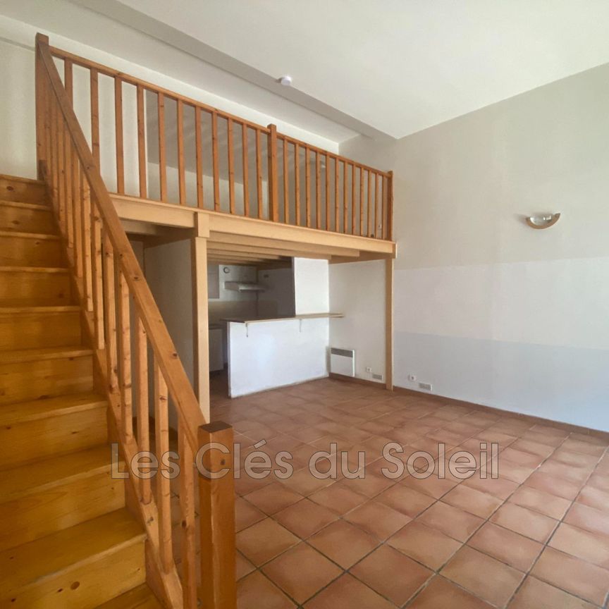 Location appartement 2 pièces 28 m² Brignoles - Photo 2