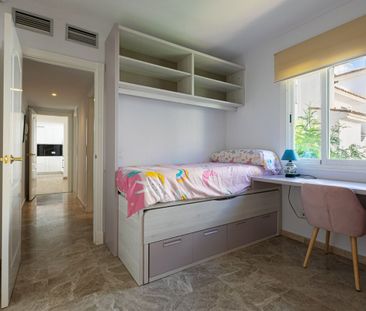 Middle Floor Apartment · Nueva Andalucía - Foto 5