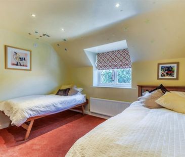 4 BED House To rent - Photo 6