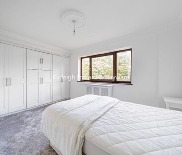 Bromley Grove, Bromley, Kent, BR2 - Photo 4