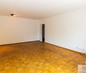 Schöne 2-Zimmer-Wohnung in Urdenbach mit großem Balkon und Wellnessbereich im Gebäude - Photo 4