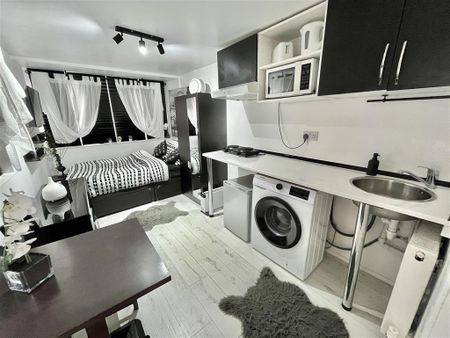 Uppingham Gardens, Nottingham - Photo 2
