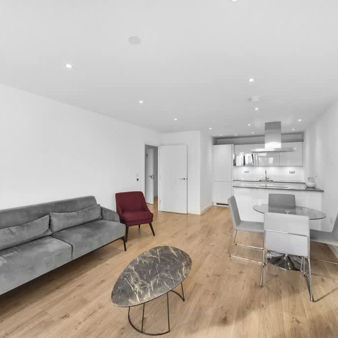 Langham House, Forrester Way, Stratford, E15 - Photo 1